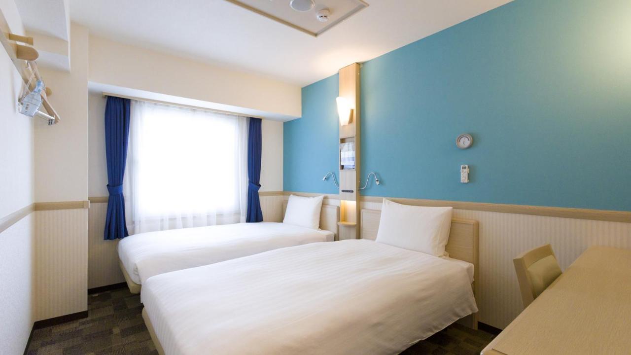 Toyoko Inn Saitama Misato Ekimae Екстер'єр фото