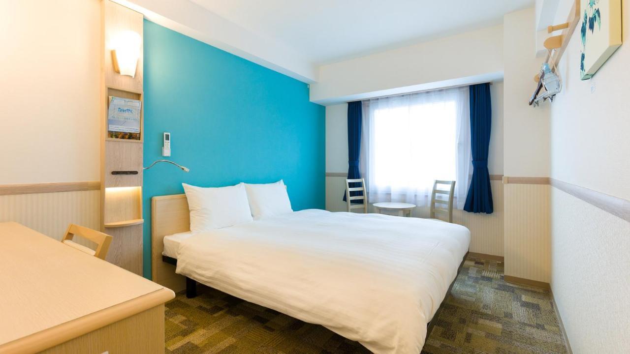 Toyoko Inn Saitama Misato Ekimae Екстер'єр фото